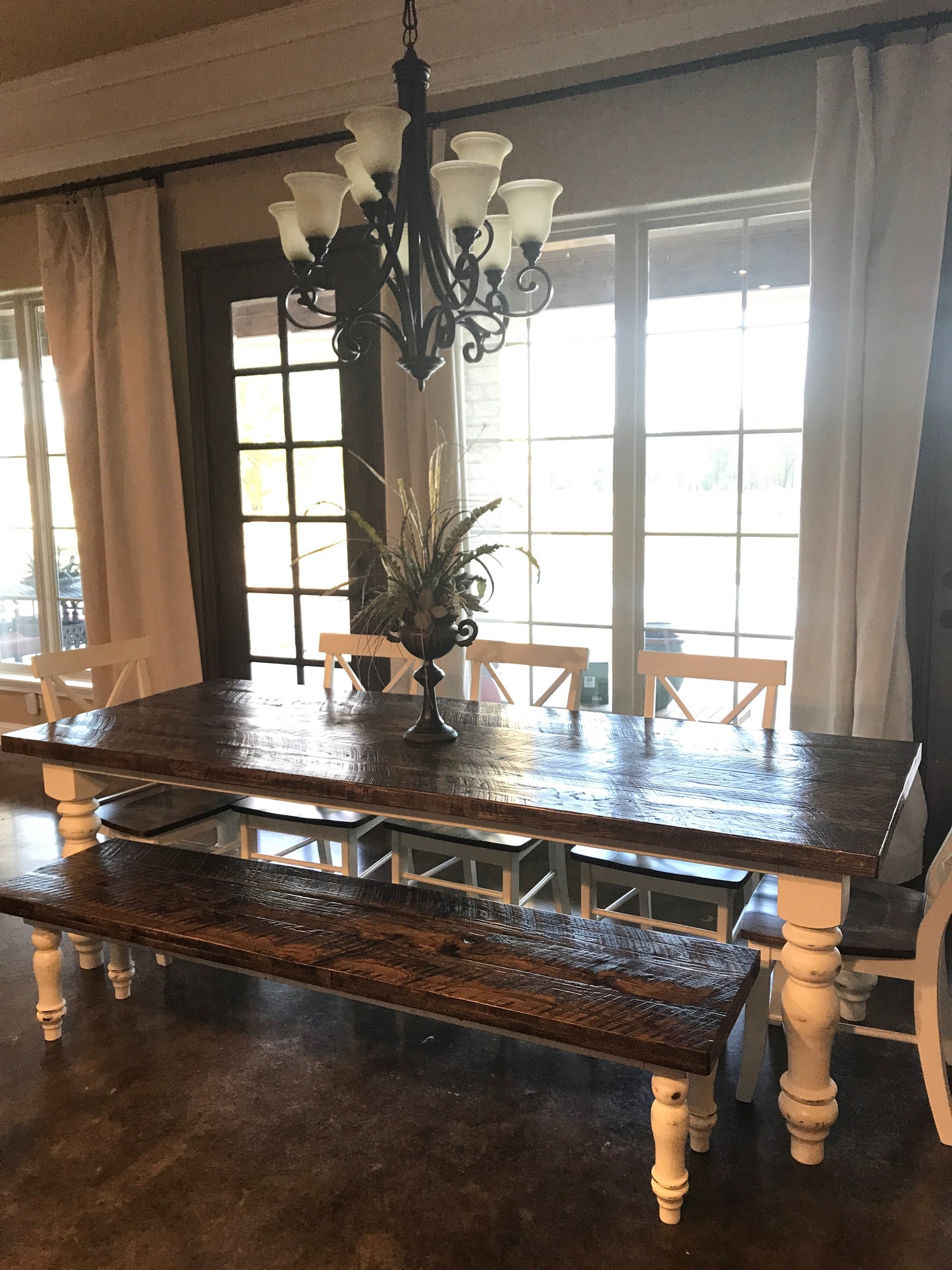 The Winslow Farm Table